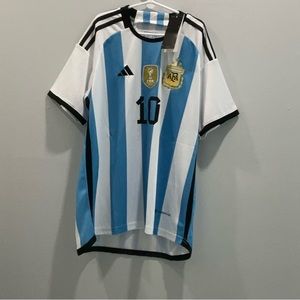 ARGENTINA MESSI JERSEY AND SHORT KIDS SET — SIZE: L(28)